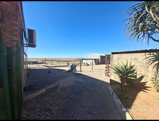 19,520M² INDUSTRIAL YARD FOR SALE IN RIVERSIDE
